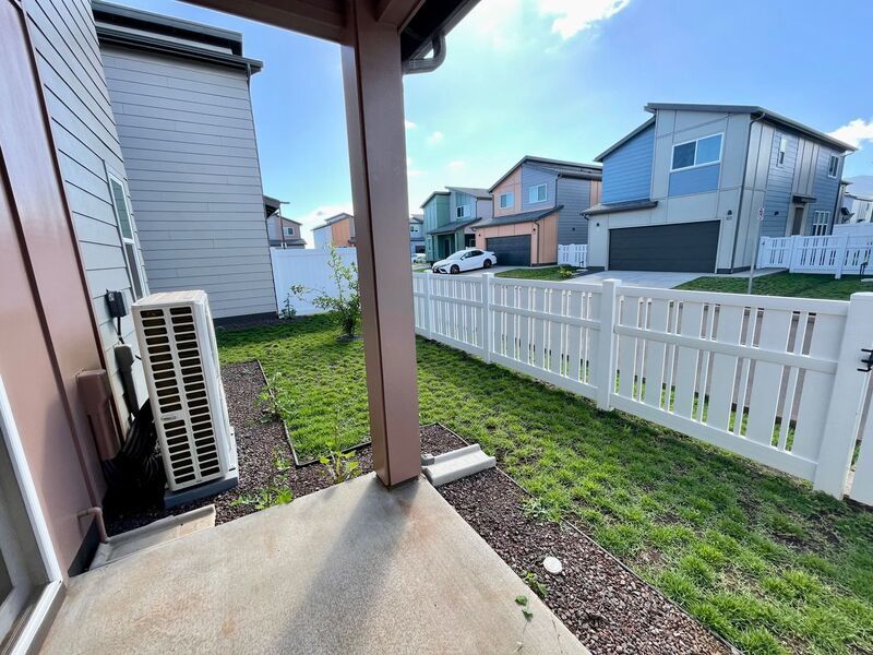 4 BED/2.5 BATH HOME in Hoopili - Garage & Backyard!!! property image