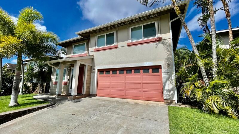 Single Family Home in Royale Kunia Available in APRIL! property image