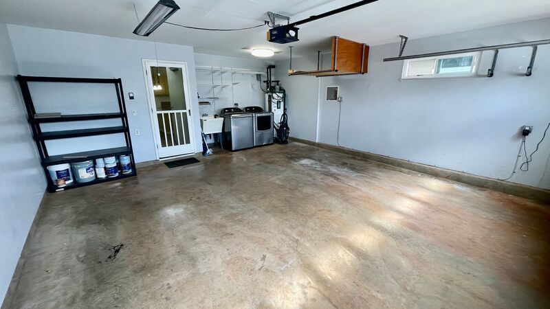 Single Family Home in Royale Kunia Available in APRIL! property image