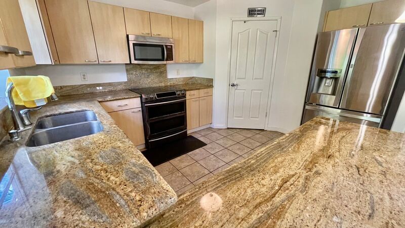 Single Family Home in Royale Kunia Available in APRIL! property image