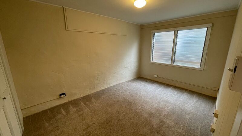 Amazing Views 2bed/1bath unit in St. Louis Heights Available in April! property image