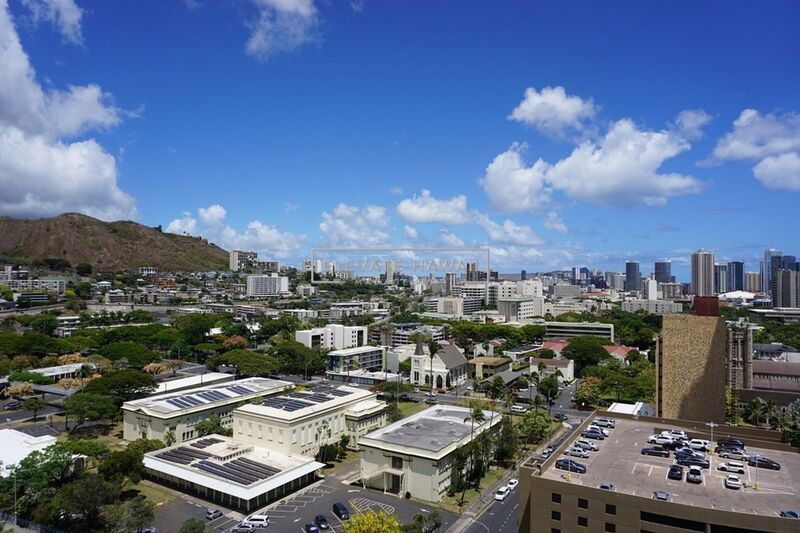 Downtown Honolulu 1 bedroom unit w/ Covered Parking property image