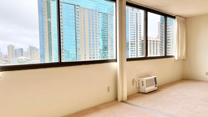 Downtown Honolulu 1 bedroom unit w/ Covered Parking property image