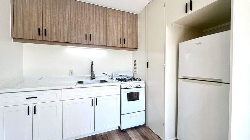 Newly Renovated Studio w/ LANAI & Utilities INCLUDED/Available NOW in Punahou Gardens!! property image