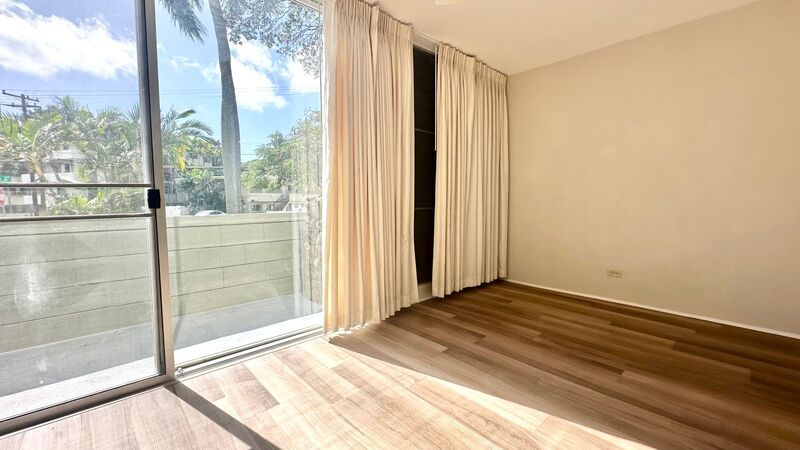 Newly Renovated Studio w/ LANAI & Utilities INCLUDED/Available NOW in Punahou Gardens!! property image