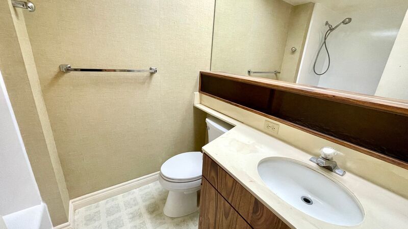 AVAILABLE NOW! STUDIO WITH 1 PARKING IN MAKIKI property image