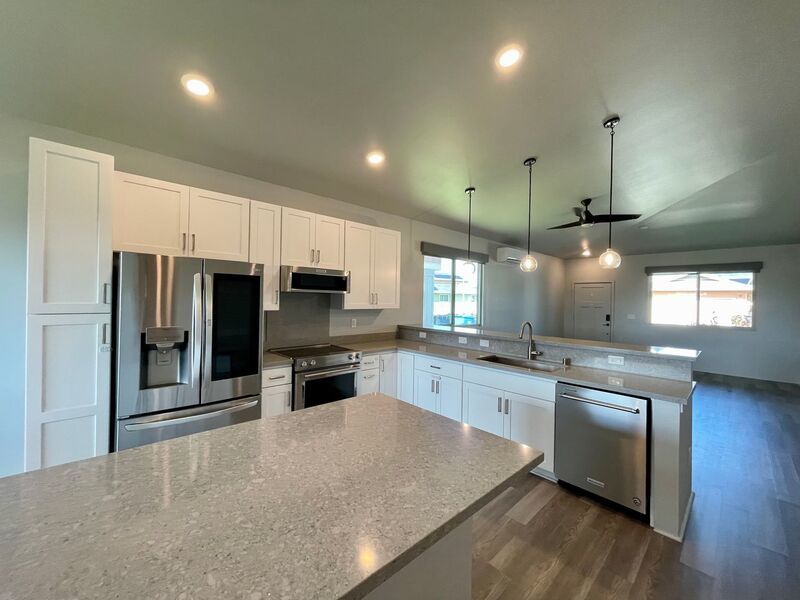 Home for Rent in Hoopili (Lehua) 4 BED/2.5 BATH + Garage! property image