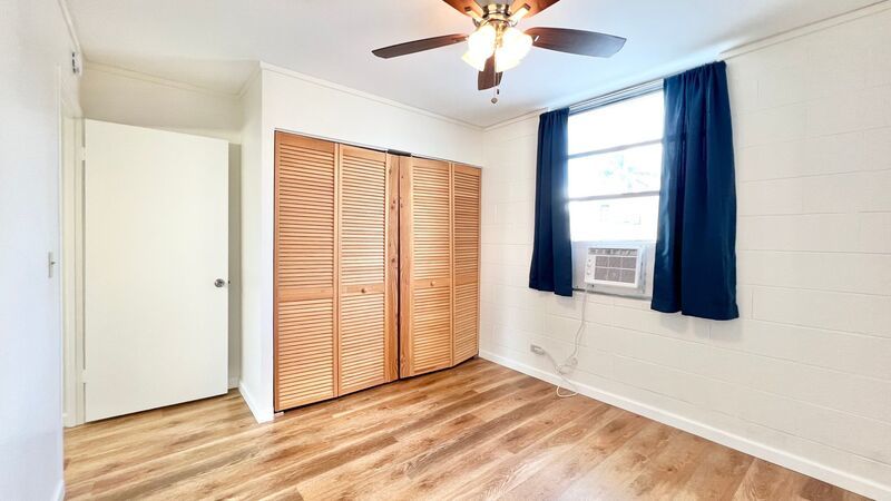 2 BED/2 BATH/1 PRKG across from Pearlridge Mall (Aiea) w/ Washer/Dryer INSIDE property image