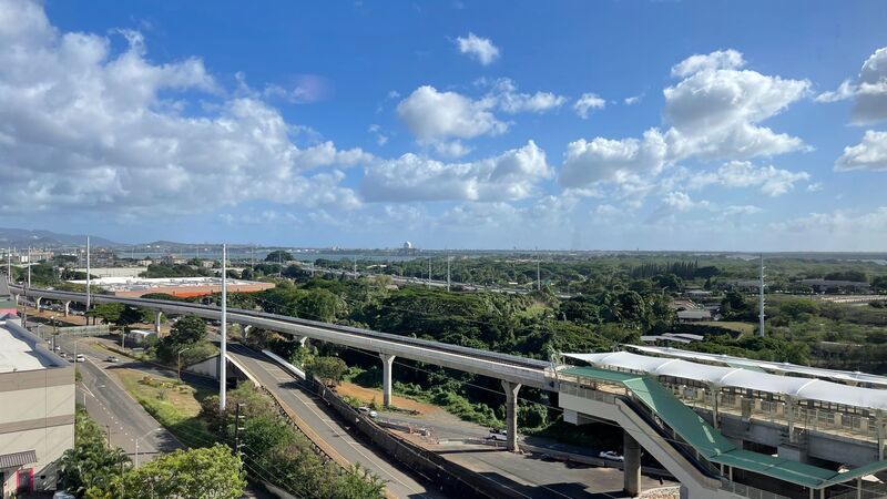 NEWLY RENOVATED, CITY & OCEAN VIEWS - Studio Unit in Pearl City property image