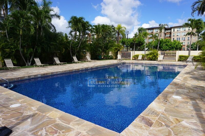 NEWLY RENOVATED, CITY & OCEAN VIEWS - Studio Unit in Pearl City property image