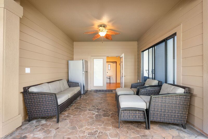 SPACIOUS 3 BED/2.5 BATH HOME IN MILILANI - Den, Pool, Yard, Garage & PV!! MILILANI MAUKA property image