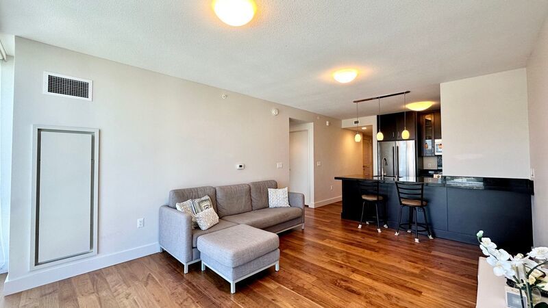 Available NOW - Ideally Located 1 Bedroom 1 Bath with 1 Assigned Parking and Storage Locker in Waihonua property image