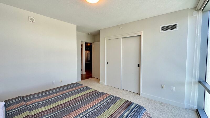 Available NOW - Ideally Located 1 Bedroom 1 Bath with 1 Assigned Parking and Storage Locker in Waihonua property image