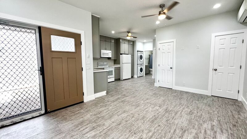 Brand New 1 BED/1 BATH with 1 PRKG - Split AC, Washer/Dryer, and Pet Friendly!! property image