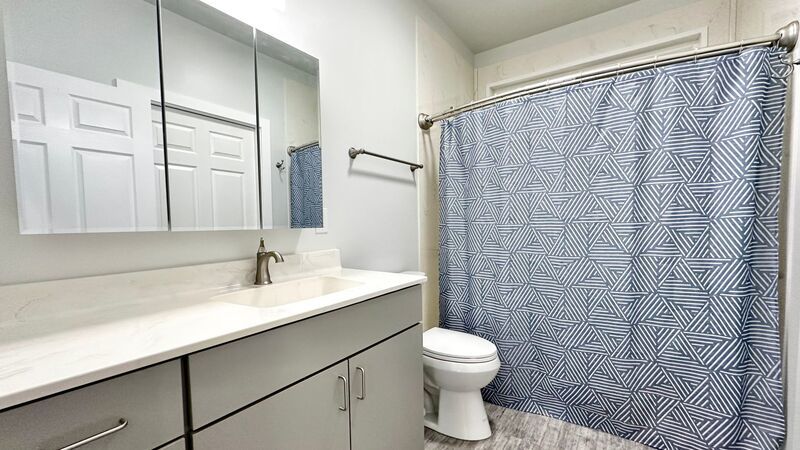 Brand New 1 BED/1 BATH with 1 PRKG - Split AC, Washer/Dryer, and Pet Friendly!! property image