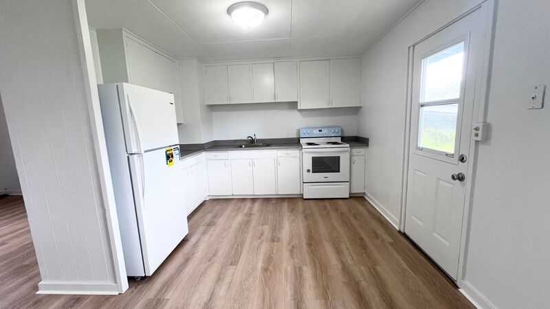 Updated 3 BED/1 BATH Home in Ahuimanu (Kaneohe) property image