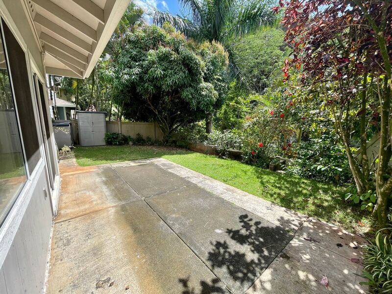 PET FRIENDLY 3 Bed/ 2.5 Bath Home with PV for LOW Electricity in Mililani!! property image