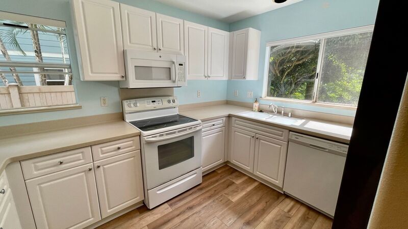PET FRIENDLY 3 Bed/ 2.5 Bath Home with PV for LOW Electricity in Mililani!! property image