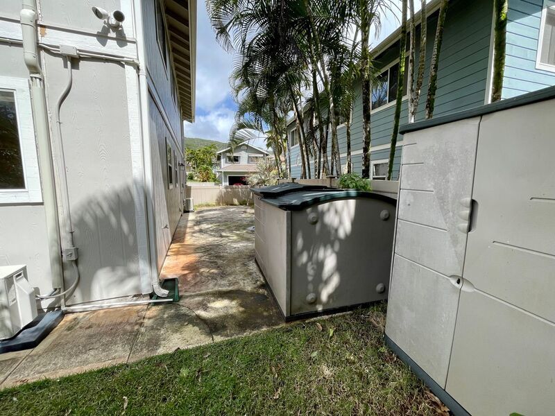 PET FRIENDLY 3 Bed/ 2.5 Bath Home with PV for LOW Electricity in Mililani!! property image