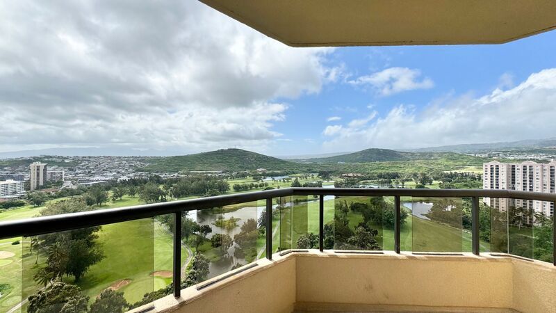 HIGHLY DESIRABLE 2 BED/2 BATH SPECTACULAR VIEWS property image