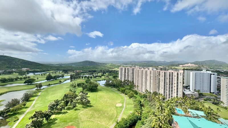 HIGHLY DESIRABLE 2 BED/2 BATH SPECTACULAR VIEWS property image