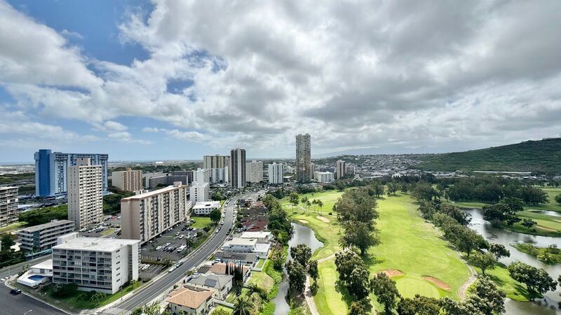 HIGHLY DESIRABLE 2 BED/2 BATH SPECTACULAR VIEWS property image