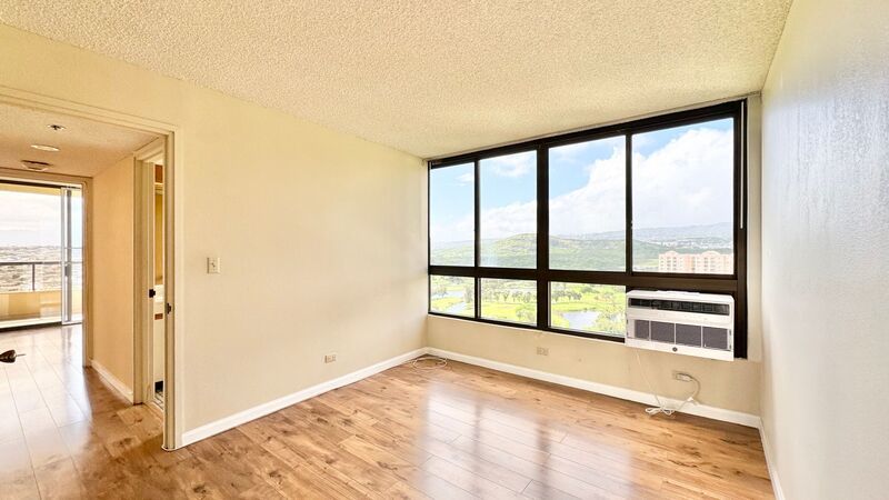 HIGHLY DESIRABLE 2 BED/2 BATH SPECTACULAR VIEWS property image