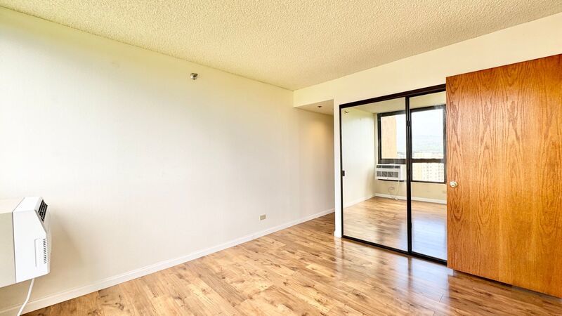 HIGHLY DESIRABLE 2 BED/2 BATH SPECTACULAR VIEWS property image