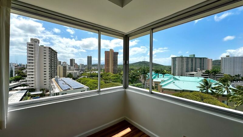 NEWLY RENOVATED! 1 BED/1 BATH/1 PRKG in Five Regents (Salt Lake)!! property image