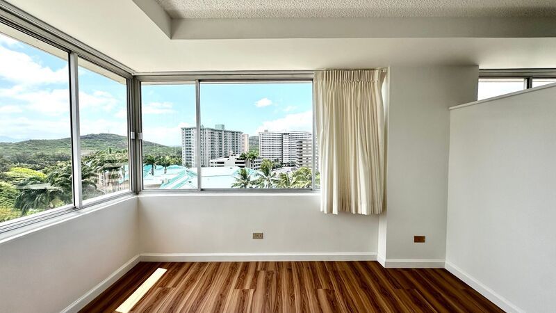 NEWLY RENOVATED! 1 BED/1 BATH/1 PRKG in Five Regents (Salt Lake)!! property image