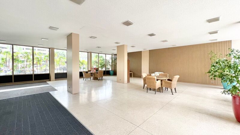 ALL UTILITIES INCLUDED! Renovated 1 BED/1 BATH w/ Enclosed Lanai in Tradewinds Waikiki property image
