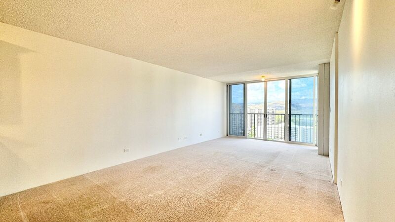 CENTURY WEST 2 BED 2 BATH UNIT WITH 2 PARKING STALLS IN SALT LAKE! property image