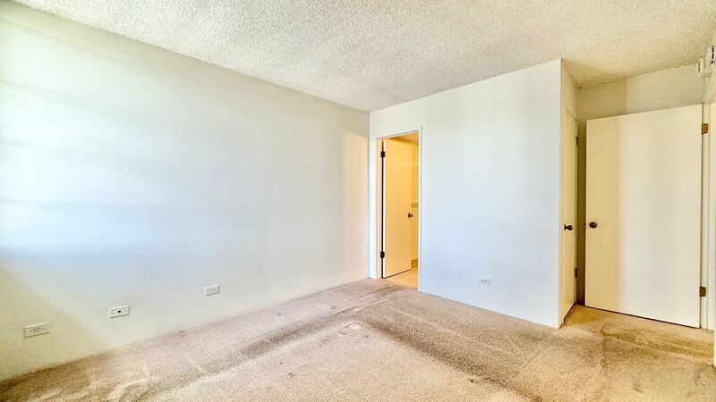 CENTURY WEST 2 BED 2 BATH UNIT WITH 2 PARKING STALLS IN SALT LAKE! property image