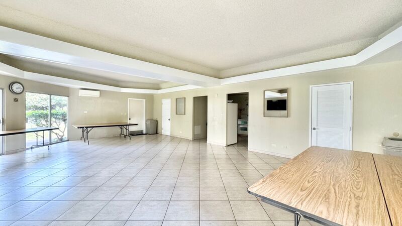 CENTURY WEST 2 BED 2 BATH UNIT WITH 2 PARKING STALLS IN SALT LAKE! property image