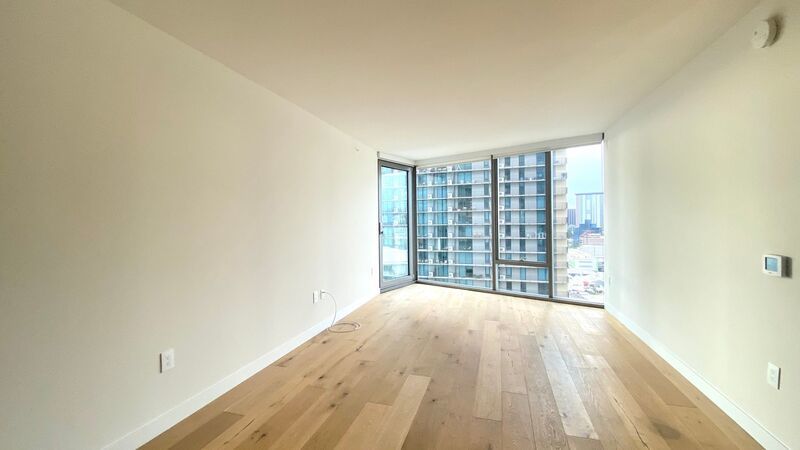 Available NOW - AE'O 1 BED 1 BATH w/ 1 COVERED Parking in Kaka'ako! property image