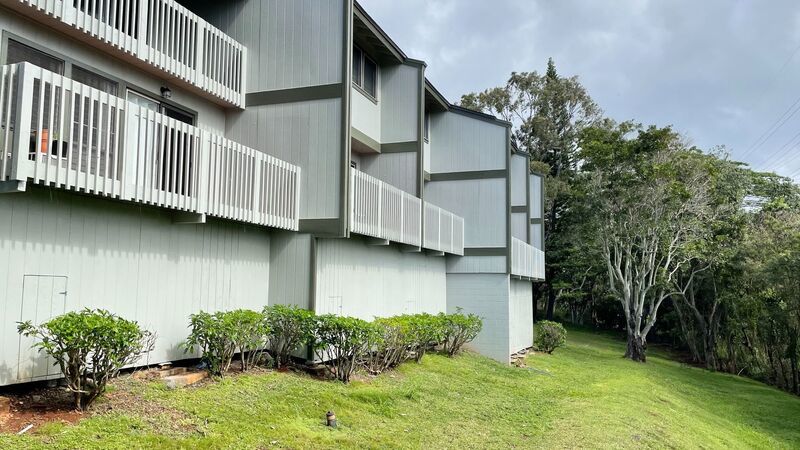 UPDATED 3 BEDROOM WITH 2 CAR GARAGE IN AIEA property image