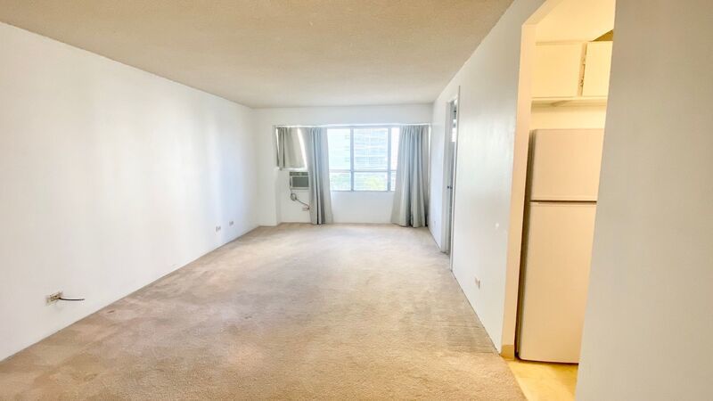 Available NOW - Ideally Located Studio with 1 Assigned Parking in Regency Tower property image