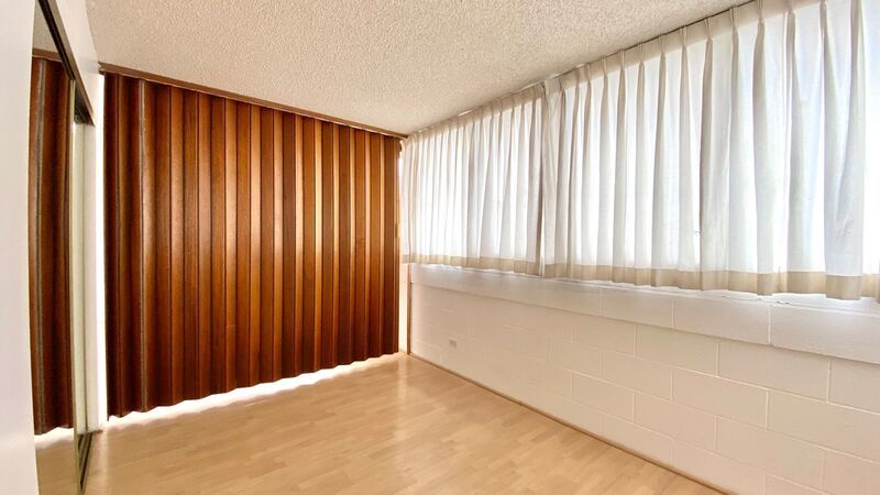 Available Now! Studio on Kinau Street with Washer/Dryer & 1 Covered Parking!!! property image