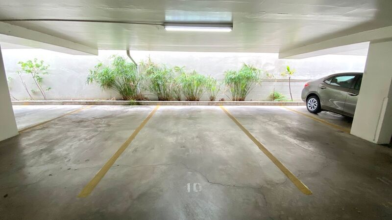 Available Now! Studio on Kinau Street with Washer/Dryer & 1 Covered Parking!!! property image