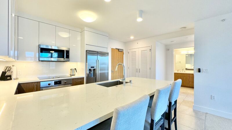 AVAILABLE NOW!! FURNISHED 1 Bedroom, 1 Bath condo unit at Azure Ala Moana property image