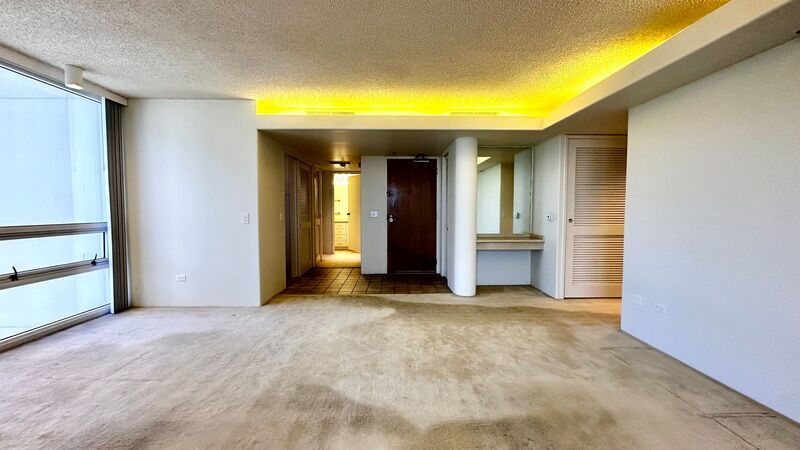 SPACIOUS 2 BED/2 BATH/2 PRKG in the highly desired Nuuanu Parkside - W/D, Lanai, Central AC & more!!! property image