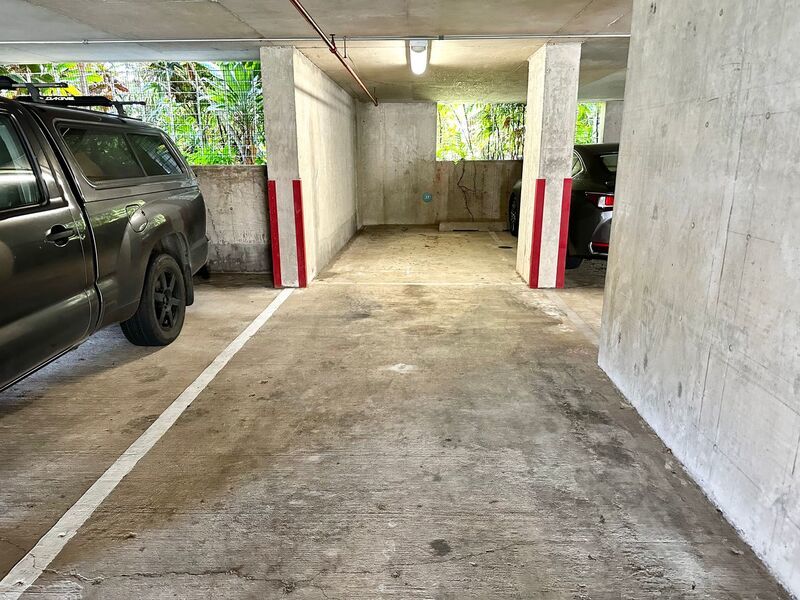 SPACIOUS 2 BED/2 BATH/2 PRKG in the highly desired Nuuanu Parkside - W/D, Lanai, Central AC & more!!! property image