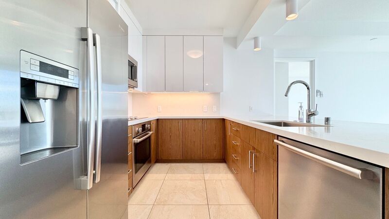 PET FRIENDLY! BEAUTIFUL 2 BEDROOM UNIT ON 29TH FLOOR property image