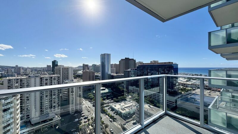 PET FRIENDLY! BEAUTIFUL 2 BEDROOM UNIT ON 29TH FLOOR property image