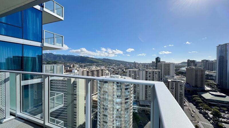 PET FRIENDLY! BEAUTIFUL 2 BEDROOM UNIT ON 29TH FLOOR property image