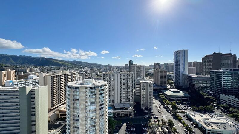 PET FRIENDLY! BEAUTIFUL 2 BEDROOM UNIT ON 29TH FLOOR property image