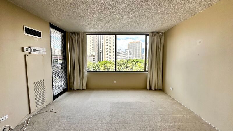 AVAILABLE NOW: Pet Friendly, Washer/Dryer, Lanai, Central AC INCLUDED!!! Chateau Waikiki property image