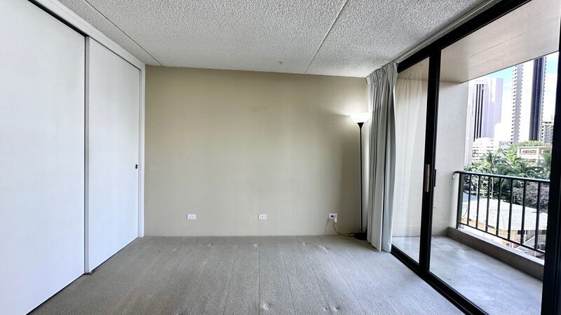 AVAILABLE NOW: Pet Friendly, Washer/Dryer, Lanai, Central AC INCLUDED!!! Chateau Waikiki property image