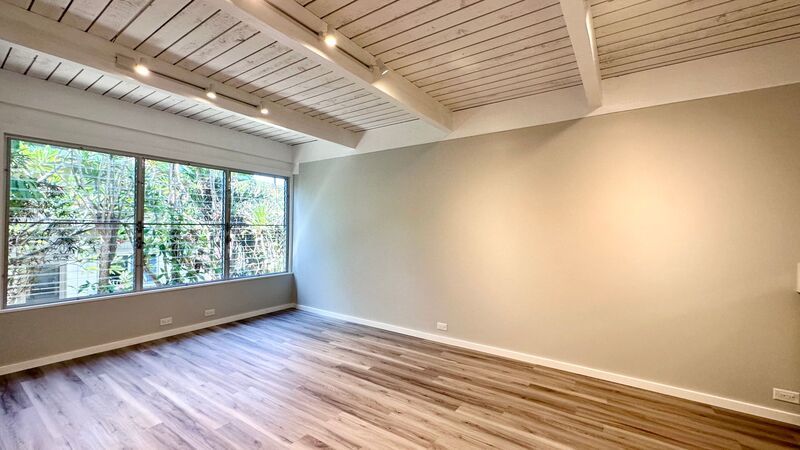 NEWLY RENOVATED 2 BED/2 BATH/2 PARKING - Washer/Dryer IN the Unit! AVAILABLE NOW property image
