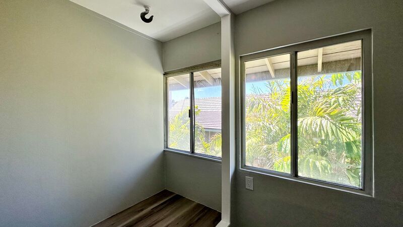 NEWLY RENOVATED 2 BED/2 BATH/2 PARKING - Washer/Dryer IN the Unit! AVAILABLE NOW property image